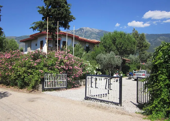 Elze Hotel